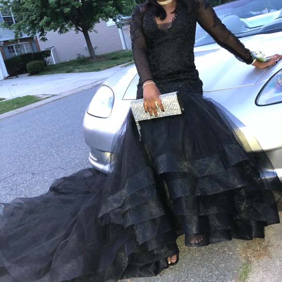 PROM DRESS - Picture 4 of 12